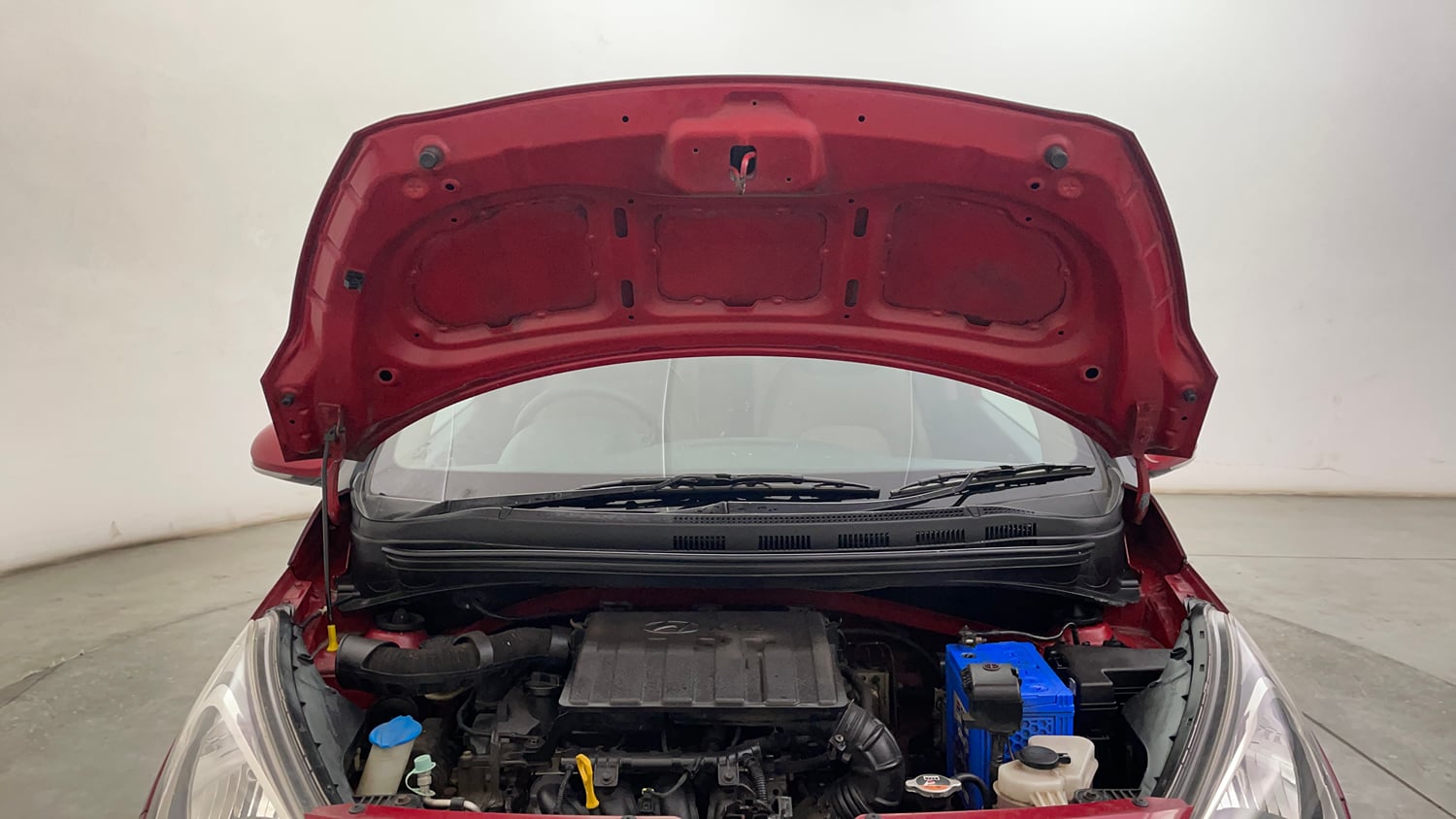 Used 2014 Hyundai Xcent S 1.2 (O) Petrol Manual engine ENGINE & BONNET OPEN FRONT VIEW