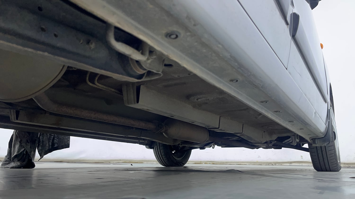 Used 2018 Maruti Suzuki Wagon R 1.0 VXI AMT Petrol Automatic extra REAR RIGHT UNDERBODY VIEW