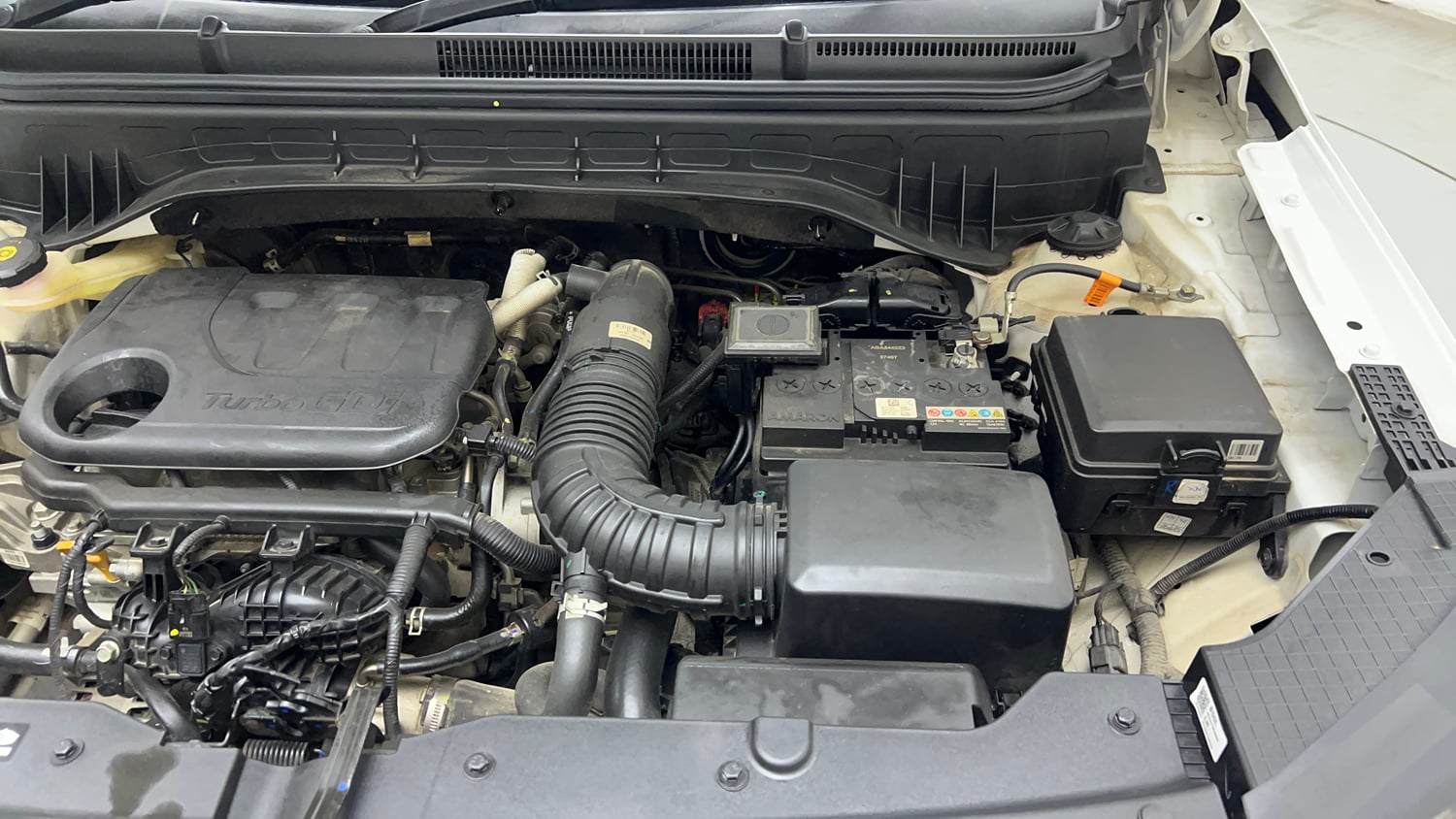 Used 2026 Hyundai Venue 1.0 Turbo Petrol DCT HX6 Petrol Automatic engine ENGINE LEFT SIDE VIEW