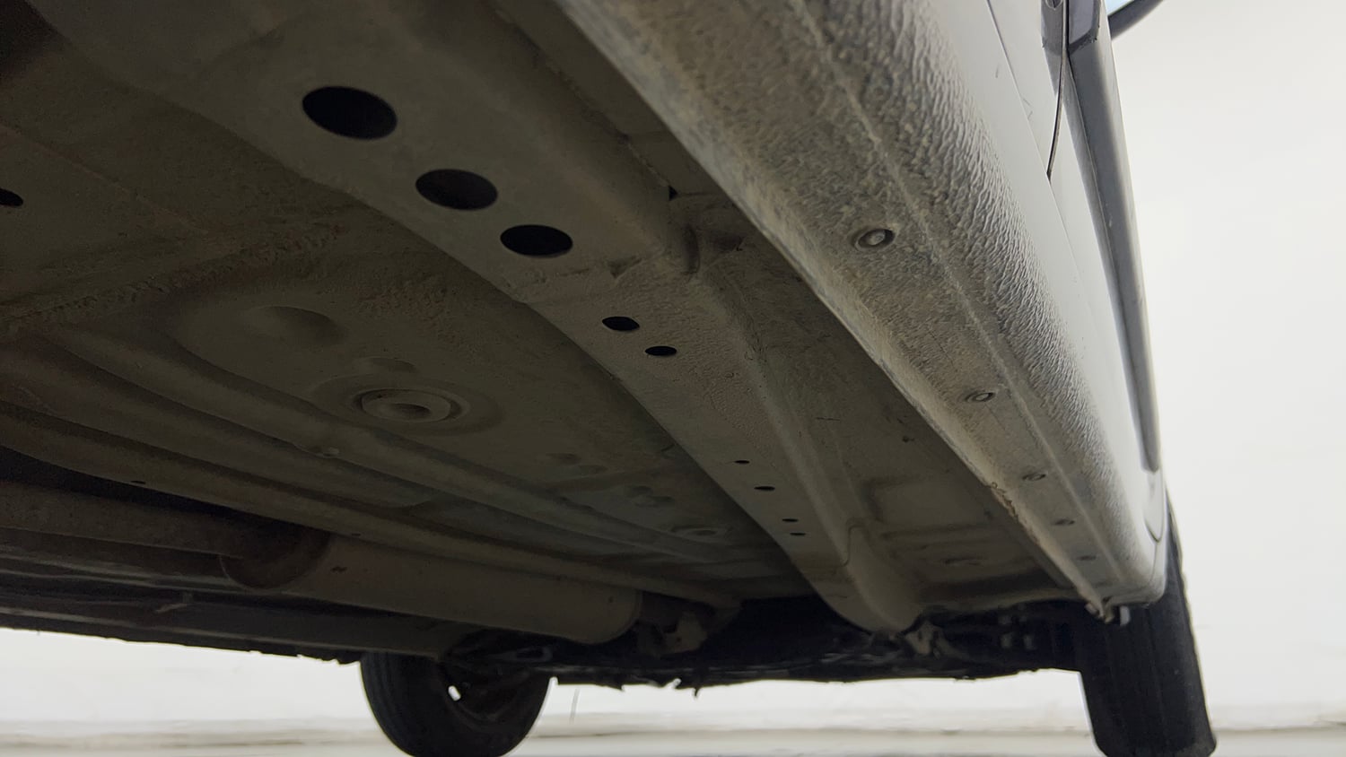 Used 2024 Maruti Suzuki Wagon R VXI 1.0 CNG Cng Manual extra REAR RIGHT UNDERBODY VIEW