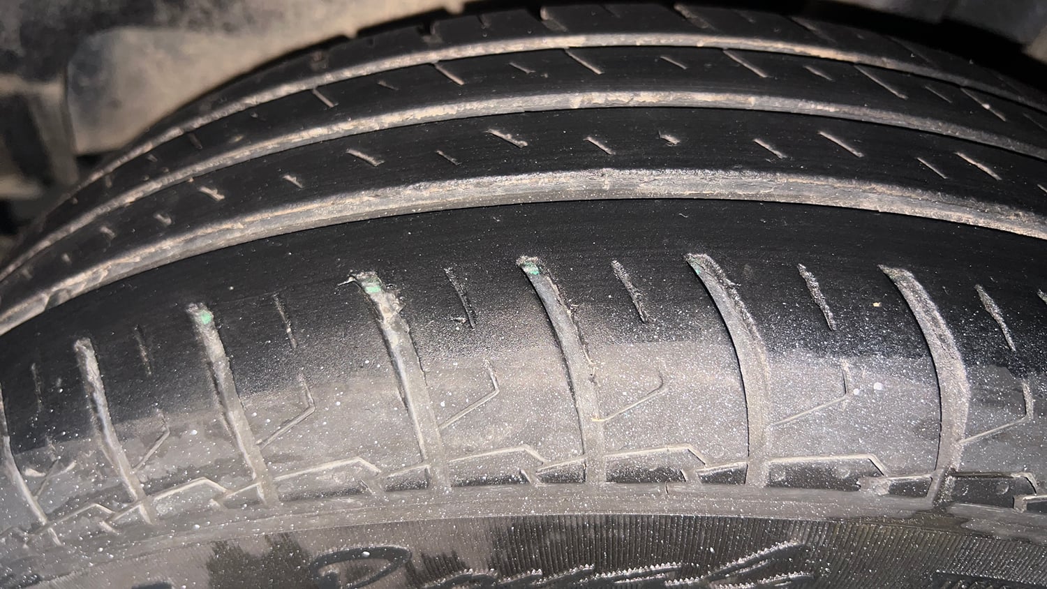 Used 2022 Maruti Suzuki Swift VXi Petrol Manual tyres LEFT REAR TYRE TREAD VIEW