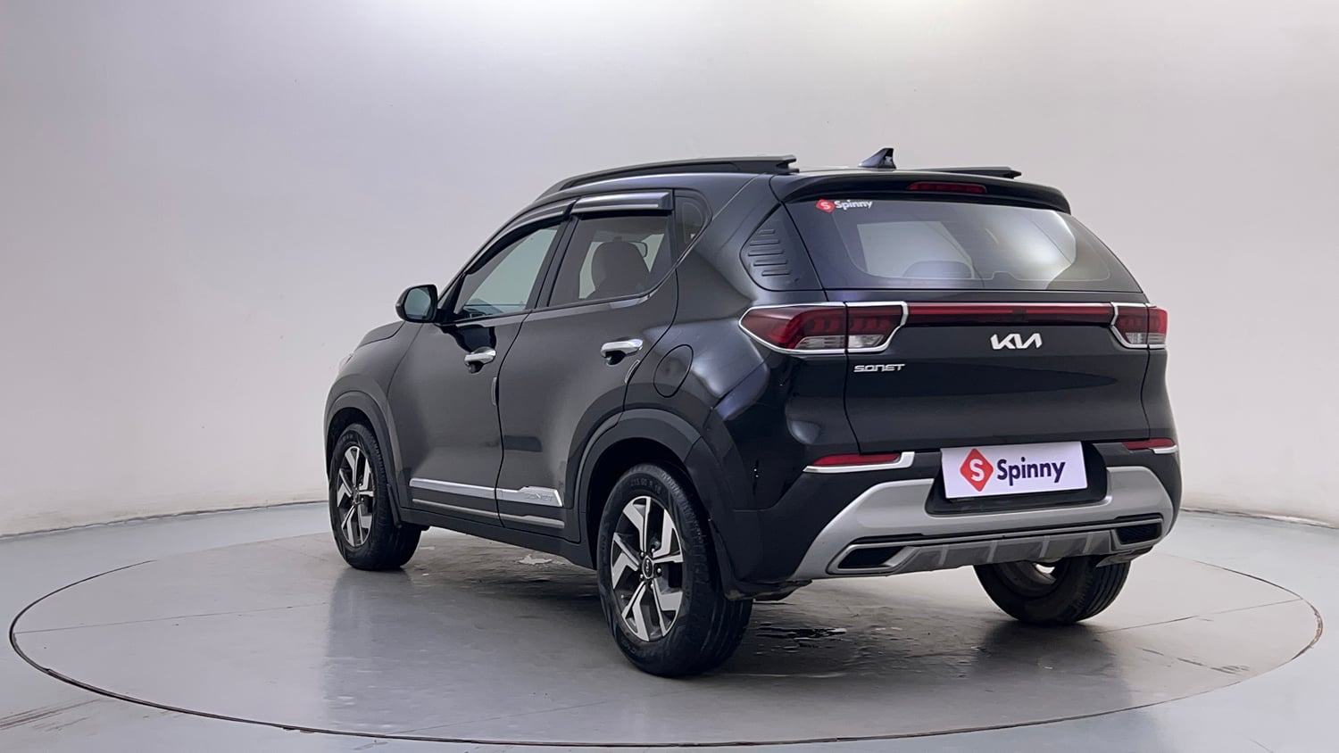 Used 2022 Kia Sonet HTX 1.5 AT Diesel Automatic exterior LEFT REAR CORNER VIEW