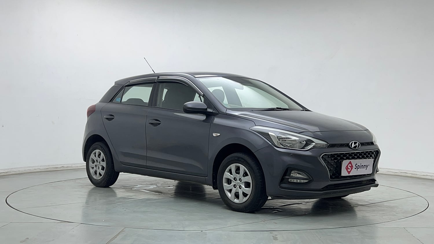 Used 2019 Hyundai Elite i20 Magna Plus 1.2 Petrol Manual exterior RIGHT FRONT CORNER VIEW