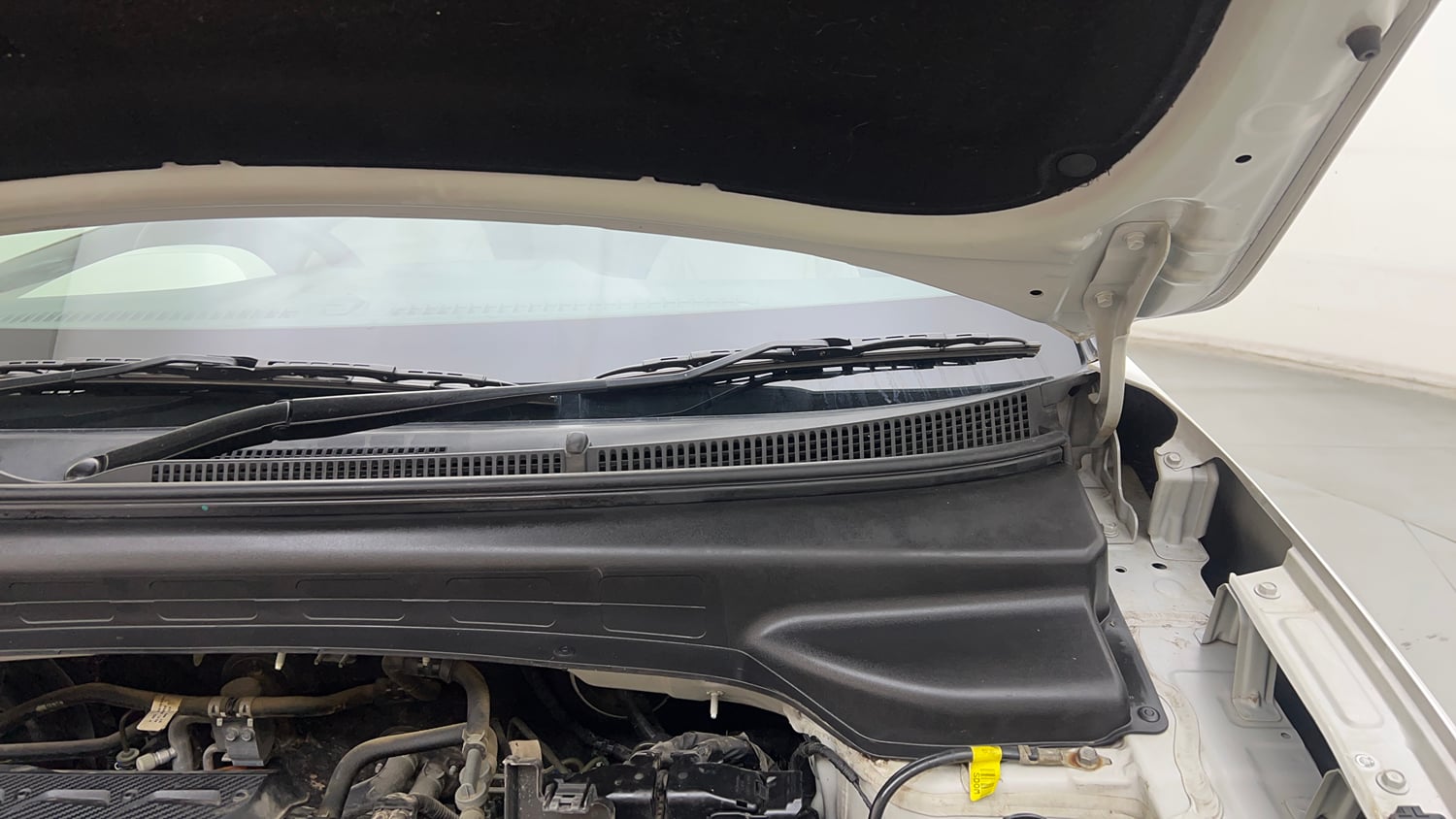 Used 2022 Hyundai Creta SX 1.5 Petrol Executive Petrol Manual engine ENGINE LEFT SIDE HINGE & APRON VIEW