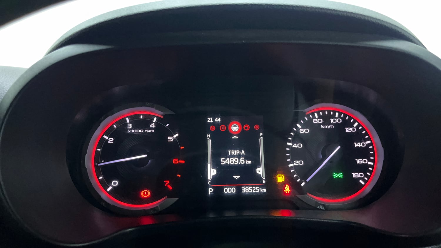 Used 2022 mahindra Thar LX Hard Top Petrol AT 4WD Petrol Automatic interior CLUSTERMETER VIEW