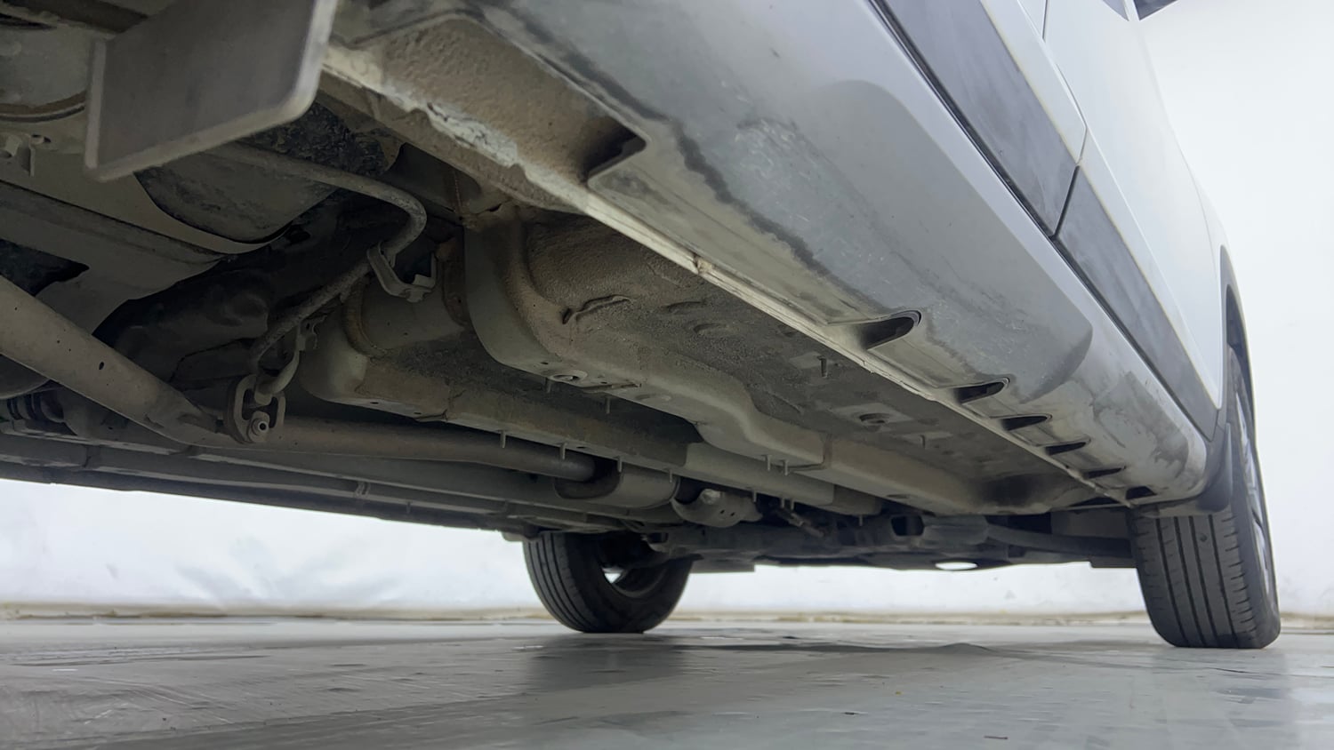 Used 2023 Hyundai Creta S 1.5 Petrol Petrol Manual extra REAR RIGHT UNDERBODY VIEW