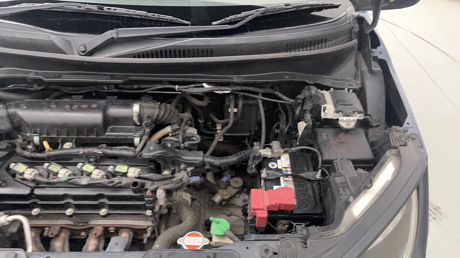 Used 2022 Maruti Suzuki Ignis Sigma 1.2 MT Petrol Manual engine ENGINE LEFT SIDE VIEW
