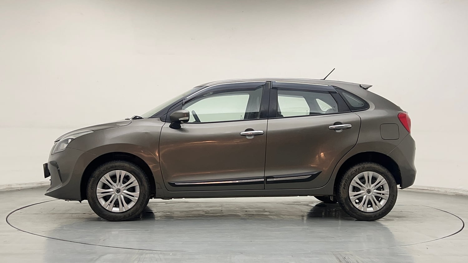Used 2019 Maruti Suzuki Baleno Delta Petrol Manual exterior LEFT SIDE VIEW