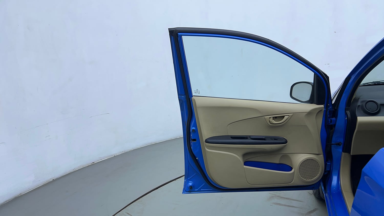 Used 2014 Honda Brio EX MT Petrol Manual interior LEFT FRONT DOOR OPEN VIEW