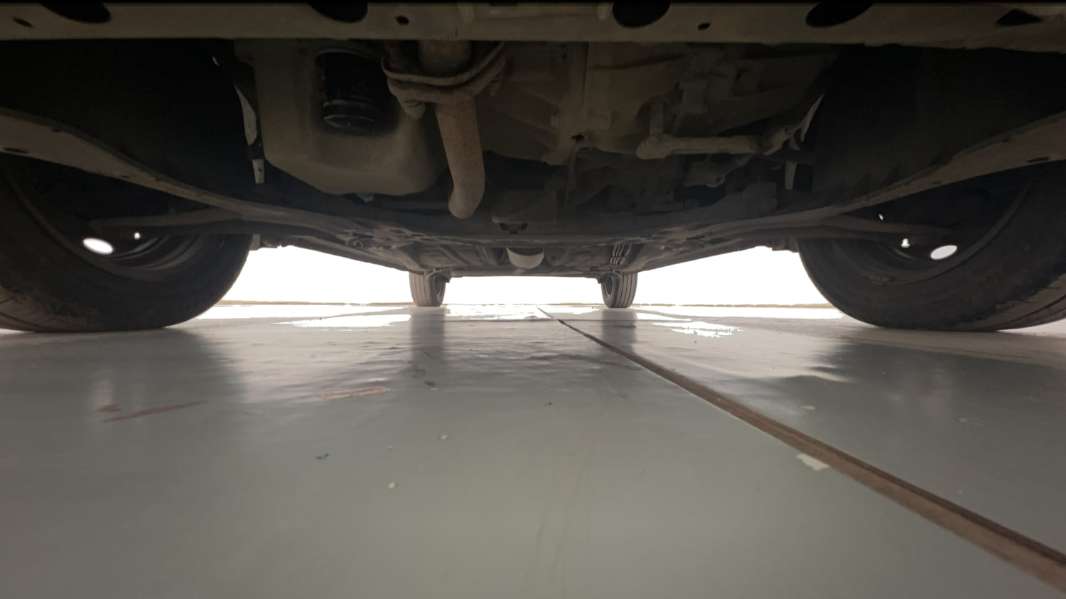Used 2022 Maruti Suzuki Ignis Sigma 1.2 MT Petrol Manual extra FRONT LEFT UNDERBODY VIEW