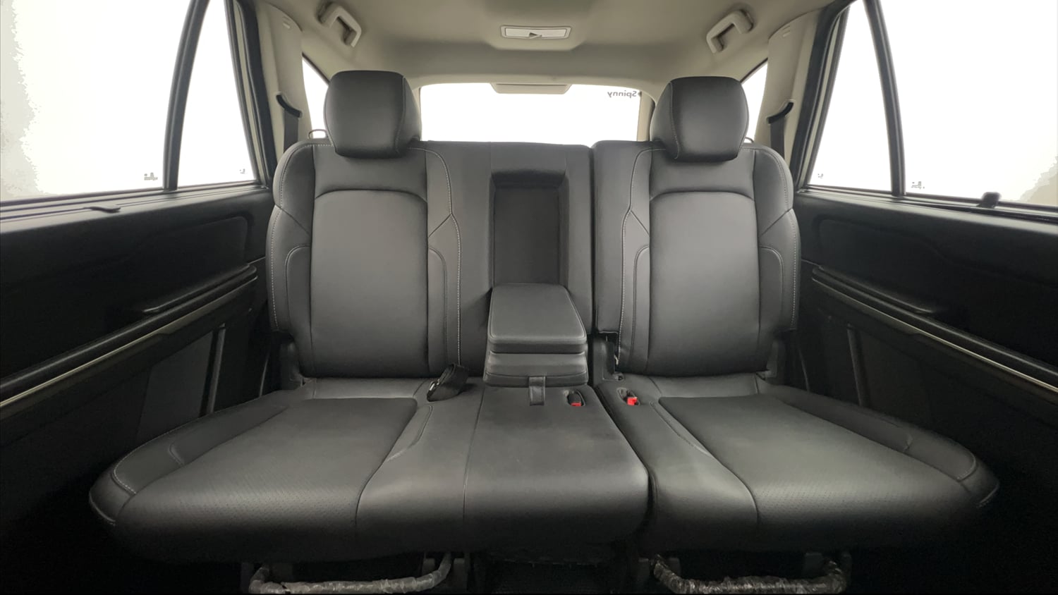 Used 2018 Tata Hexa XT 4x2 7 STR Diesel Manual interior REAR SEAT CONDITION VIEW