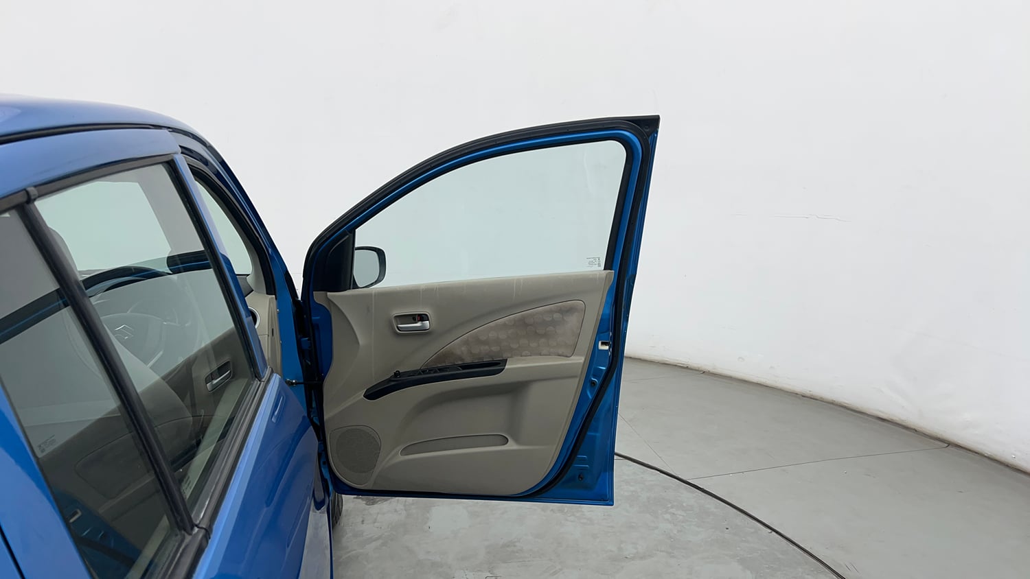 Used 2015 Maruti Suzuki Celerio ZXi Opt Petrol Manual interior RIGHT FRONT DOOR OPEN VIEW