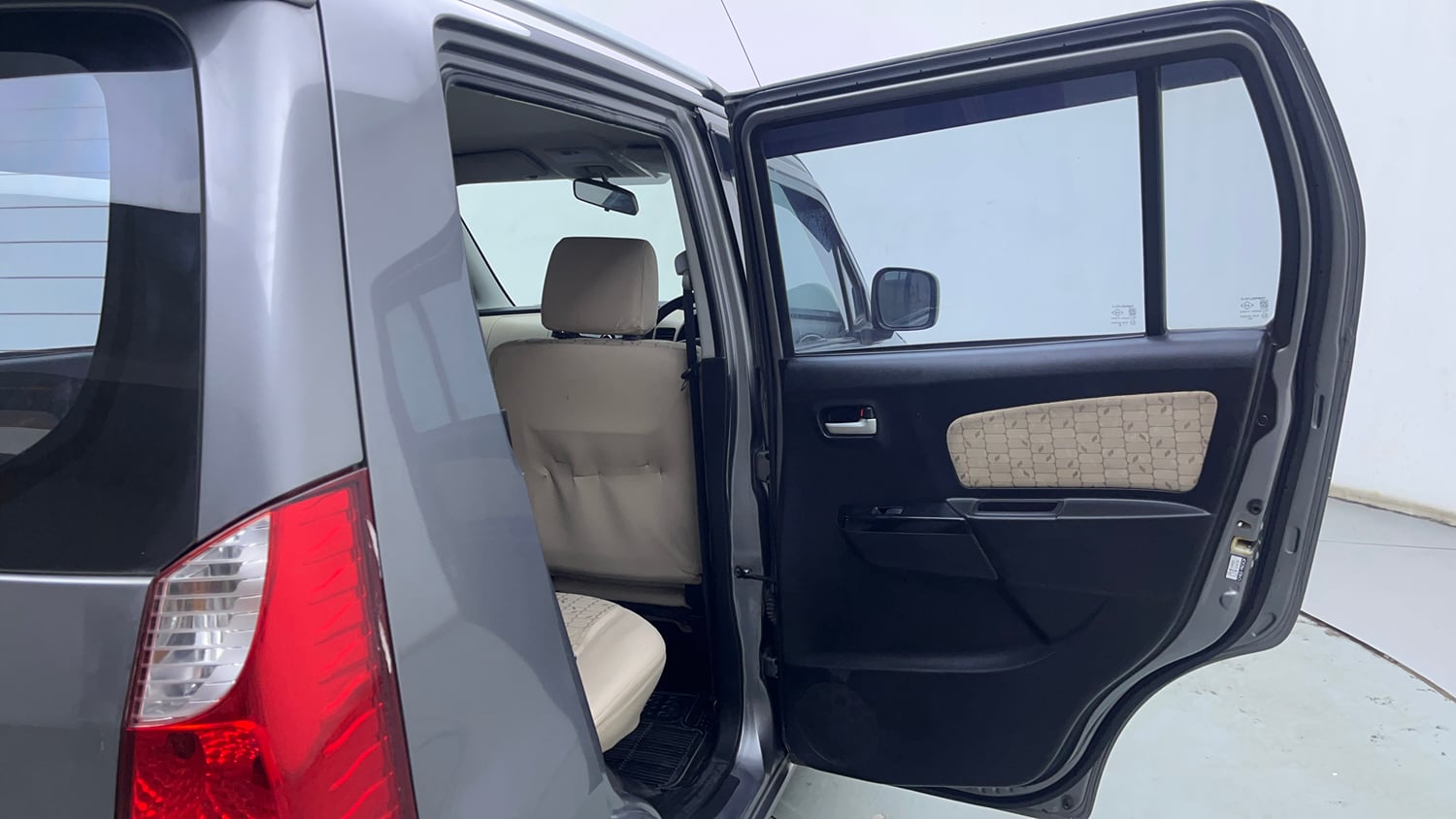 Used 2018 Maruti Suzuki Wagon R 1.0 VXI AMT Petrol Automatic interior RIGHT REAR DOOR OPEN VIEW