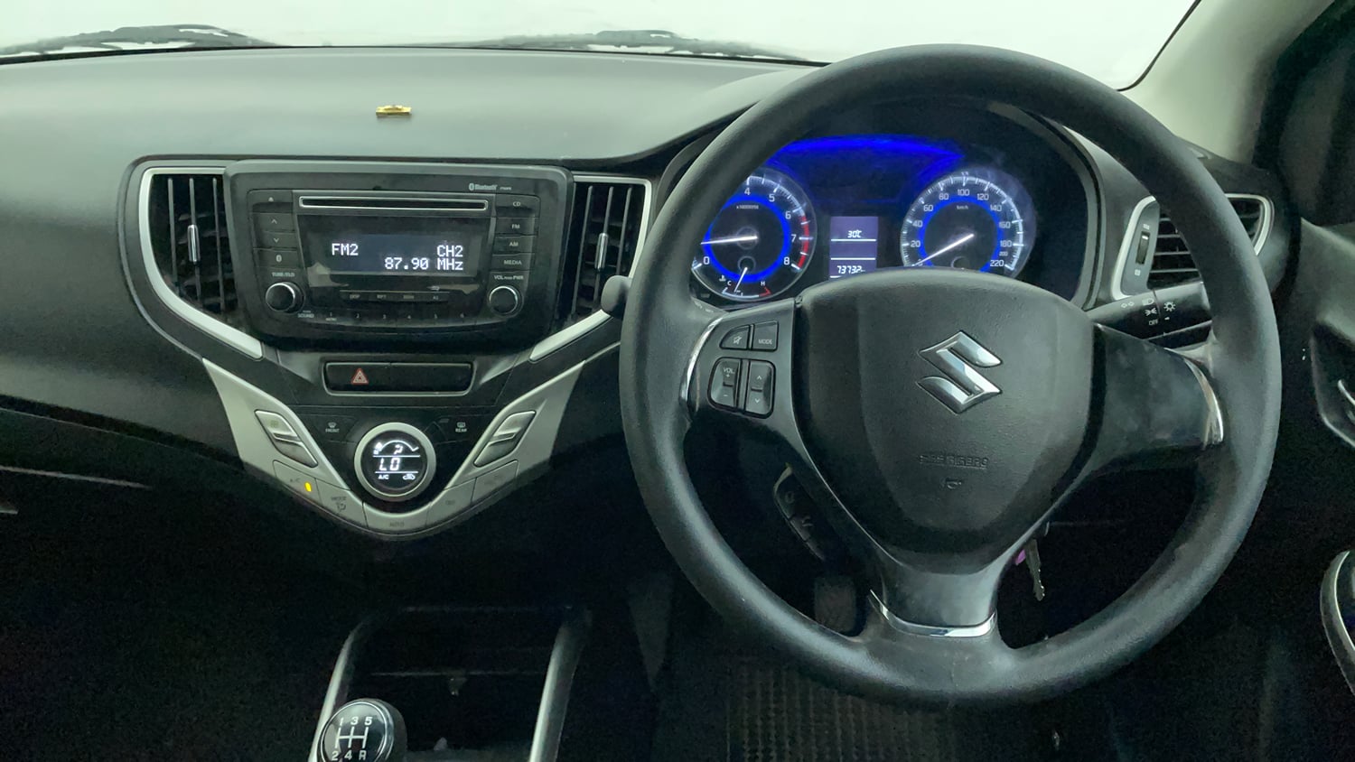 Used 2017 Maruti Suzuki Baleno Delta 1.2 Petrol Manual interior STEERING VIEW