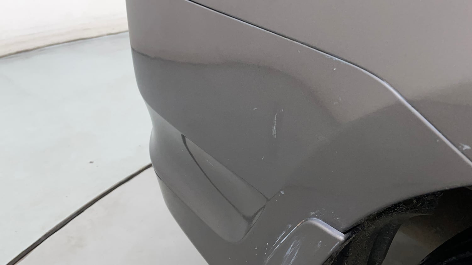 Used 2013 Honda City 1.5 V MT Petrol Manual dents MINOR SCRATCH