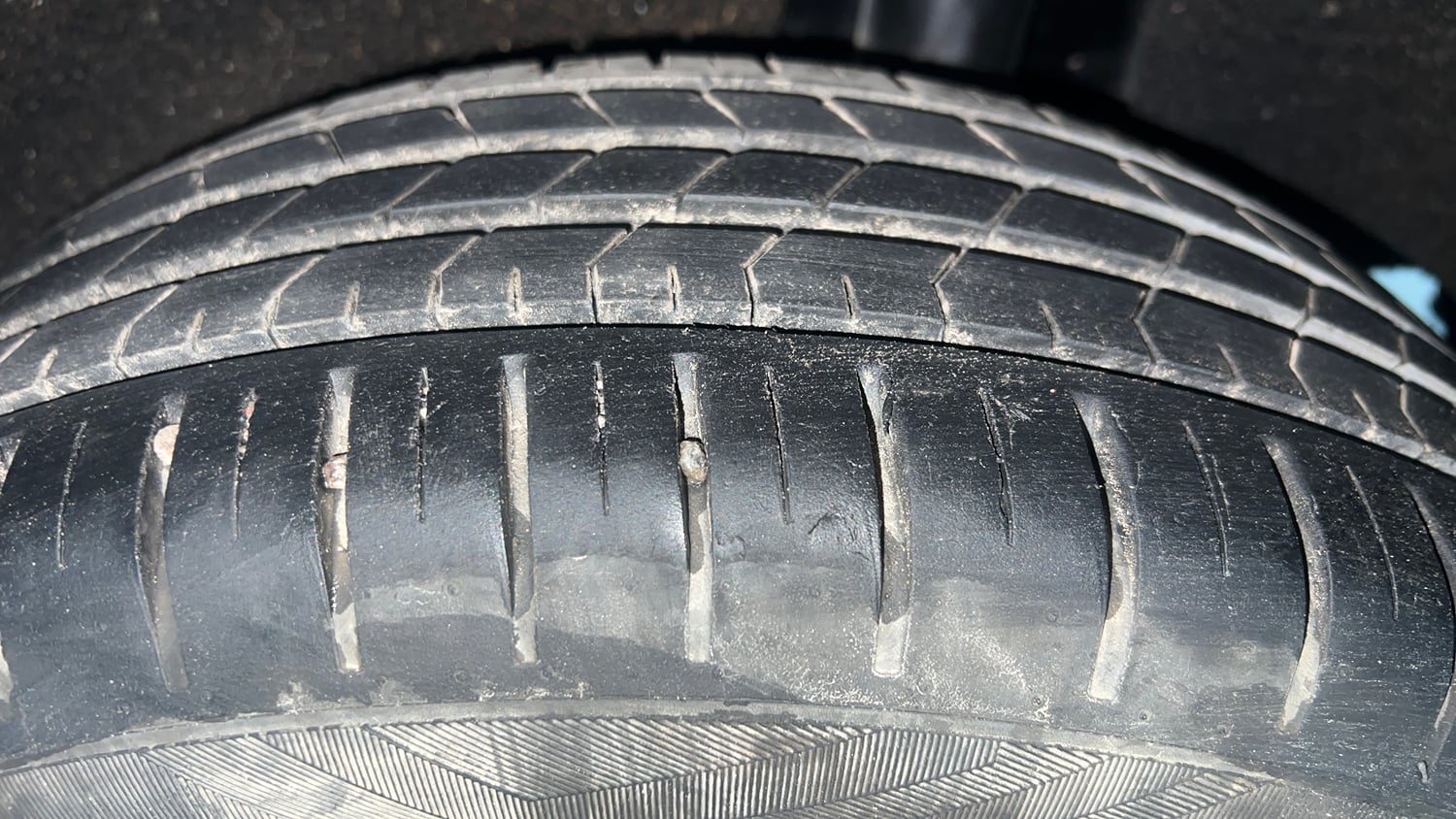 Used 2021 Maruti Suzuki Baleno Zeta Petrol Manual tyres LEFT REAR TYRE TREAD VIEW