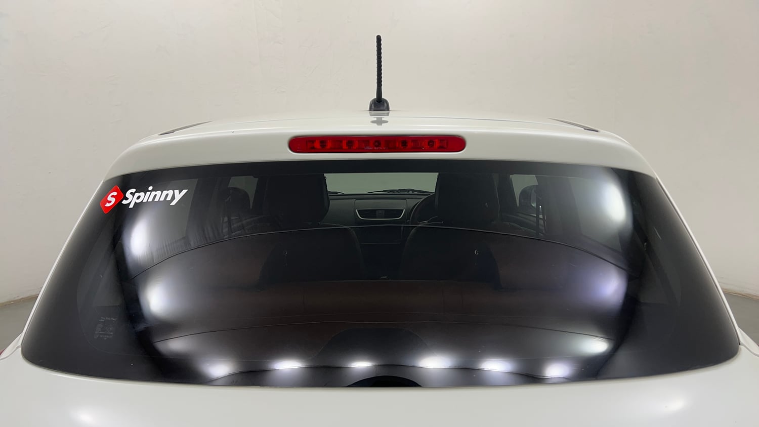 Used 2013 Maruti Suzuki Swift VDi Diesel Manual exterior BACK WINDSHIELD VIEW