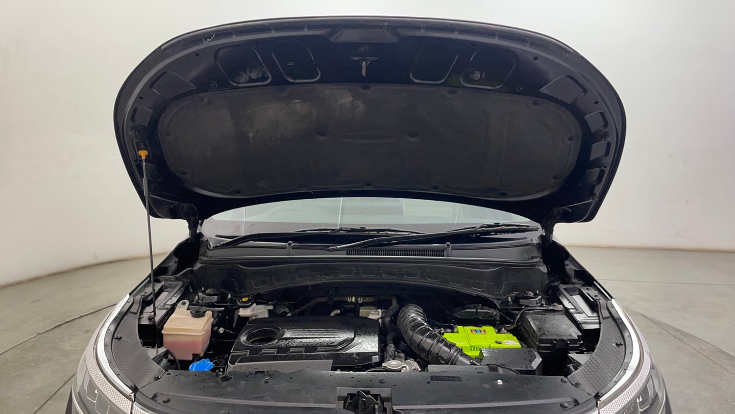 Used 2020 Kia Seltos GTX Plus AT 1.5 Diesel Diesel Automatic engine ENGINE & BONNET OPEN FRONT VIEW