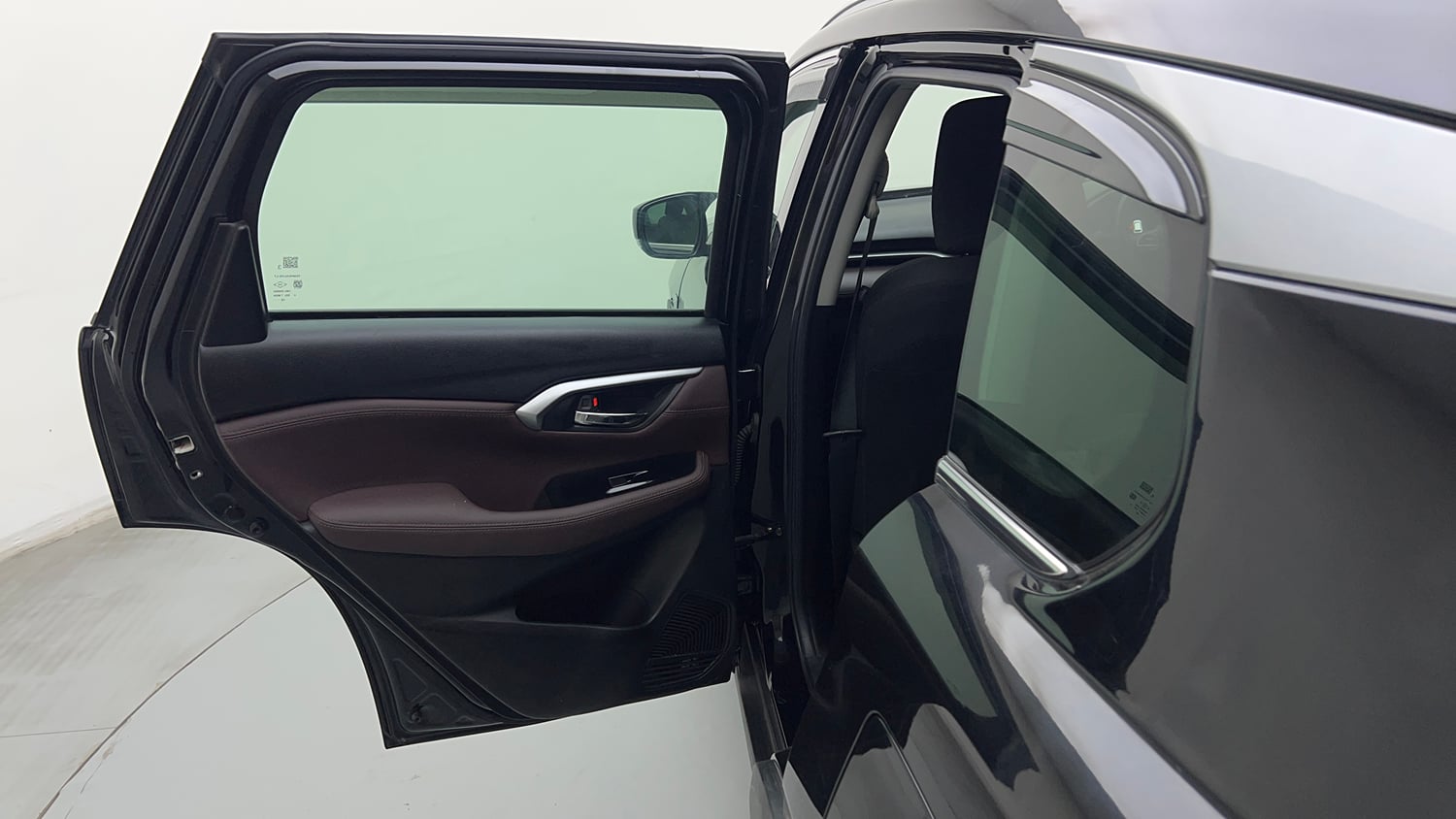 Used 2025 Maruti Suzuki Grand Vitara Zeta Smart Hybrid Petrol Manual interior LEFT REAR DOOR OPEN VIEW