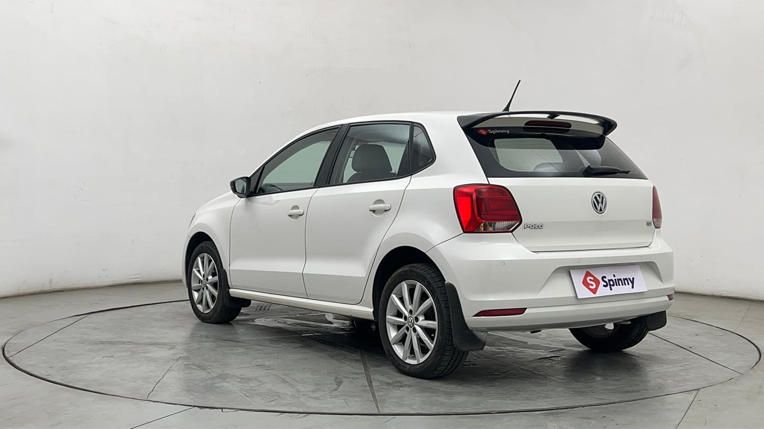 Used 2018 Volkswagen Polo Highline Plus 1.5 (D) 16 Alloy Diesel Manual exterior LEFT REAR CORNER VIEW