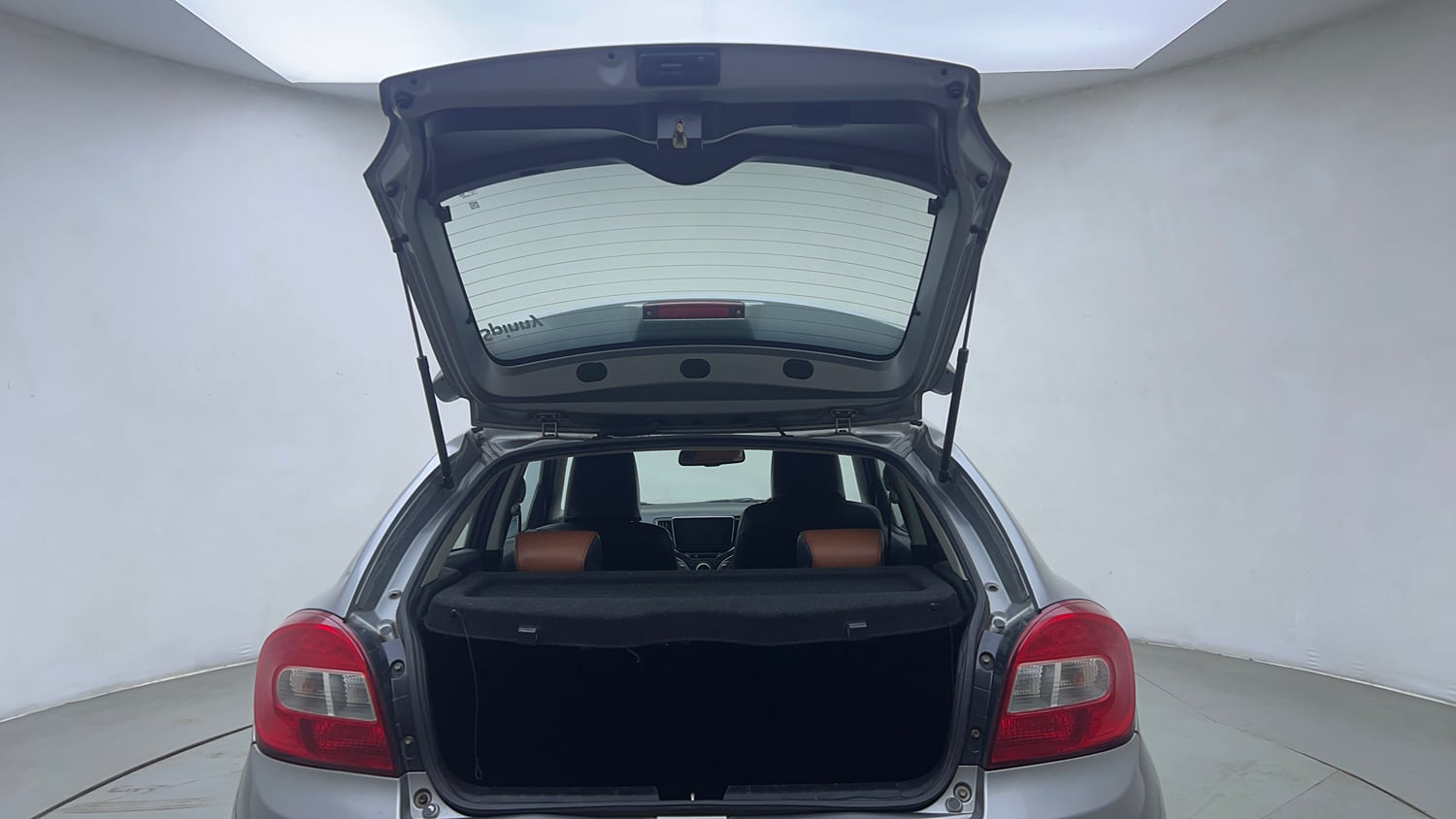 Used 2020 Maruti Suzuki Baleno Zeta Automatic Petrol Automatic interior DICKY DOOR OPEN VIEW