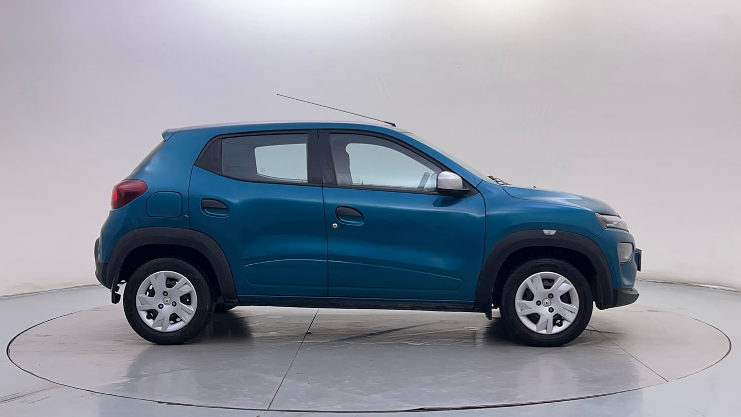 Used 2022 Renault Kwid RXT 1.0 AMT Petrol Automatic exterior RIGHT SIDE VIEW