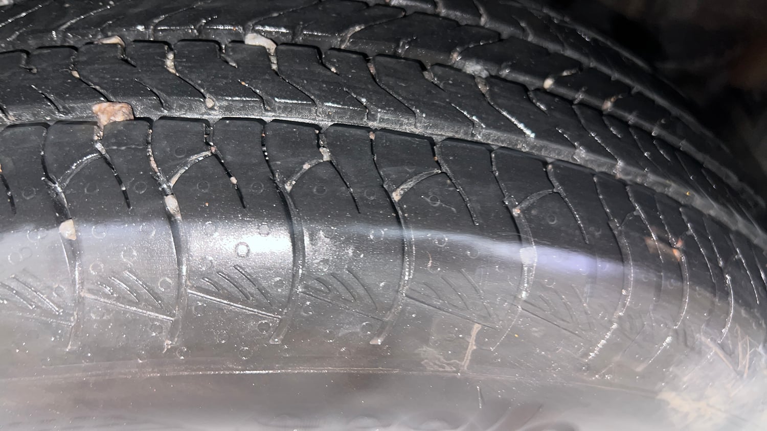 Used 2026 Hyundai Venue 1.2 Kappa Petrol MT HX 5+ Petrol Manual tyres LEFT REAR TYRE TREAD VIEW