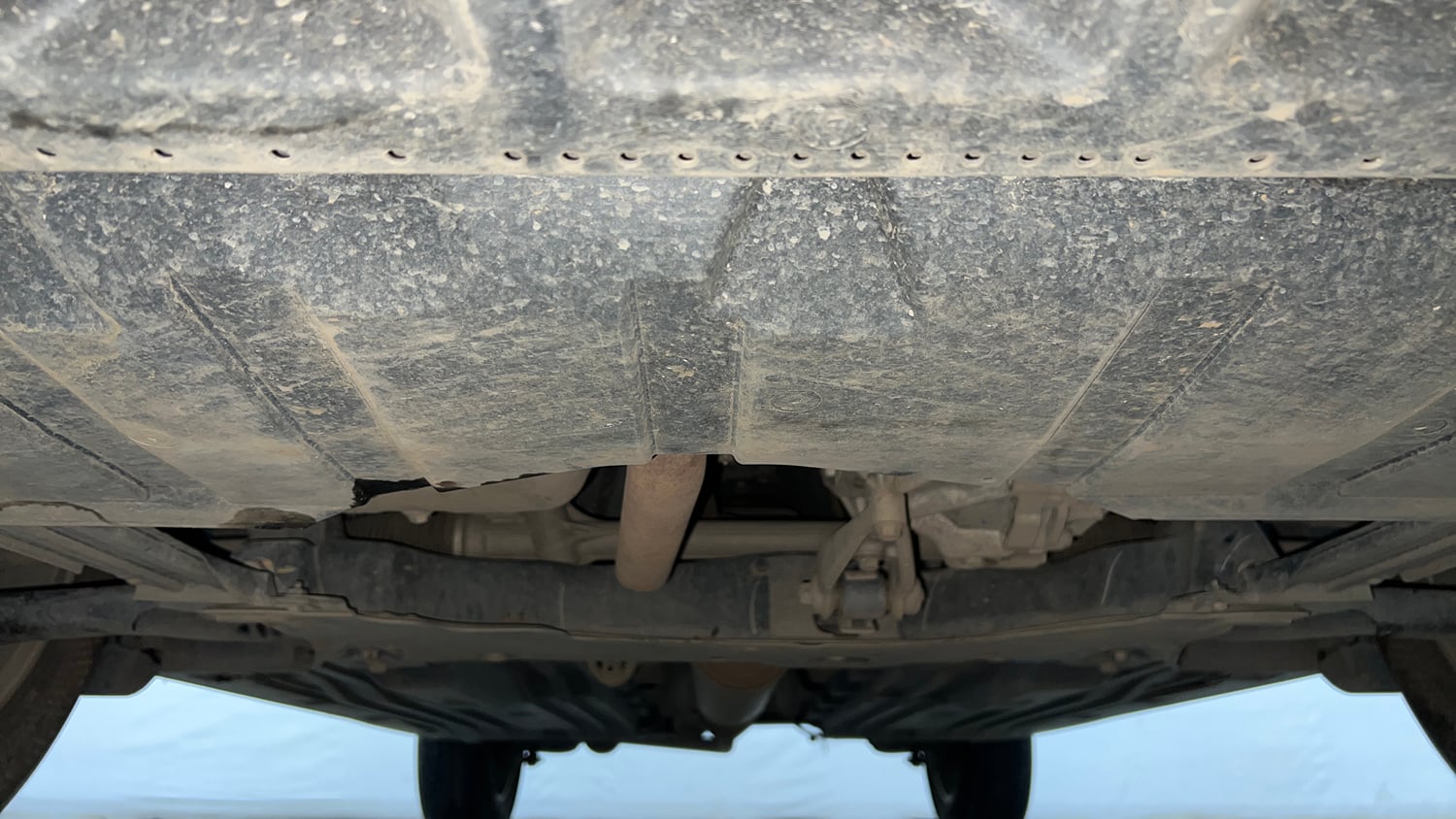 Used 2025 Maruti Suzuki Grand Vitara Zeta Smart Hybrid Petrol Manual extra FRONT LEFT UNDERBODY VIEW