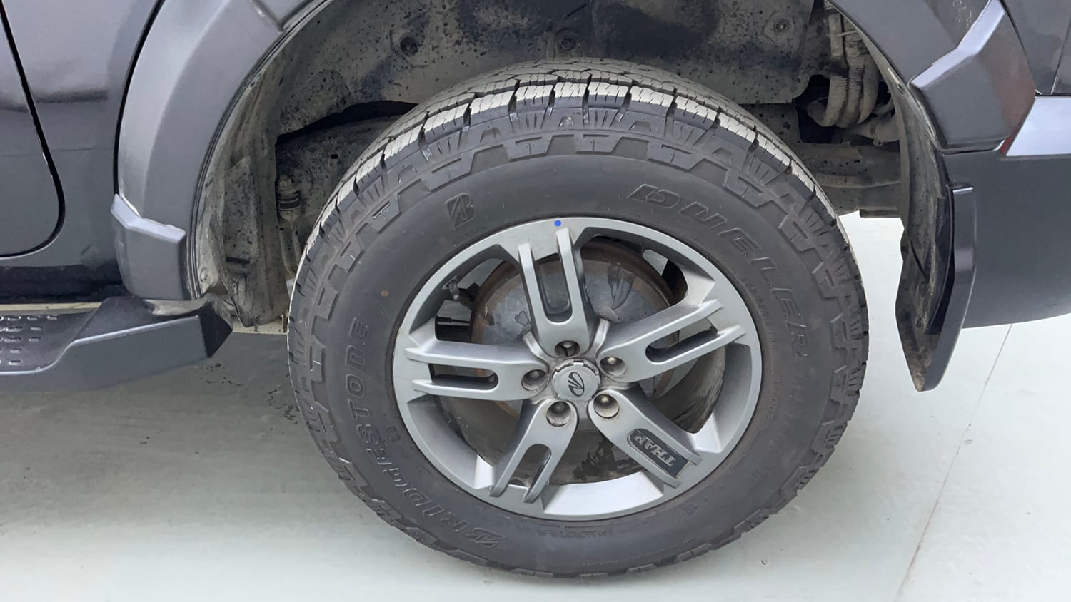 Used 2022 mahindra Thar LX Hard Top Diesel AT 4WD Diesel Automatic tyres LEFT REAR TYRE RIM VIEW