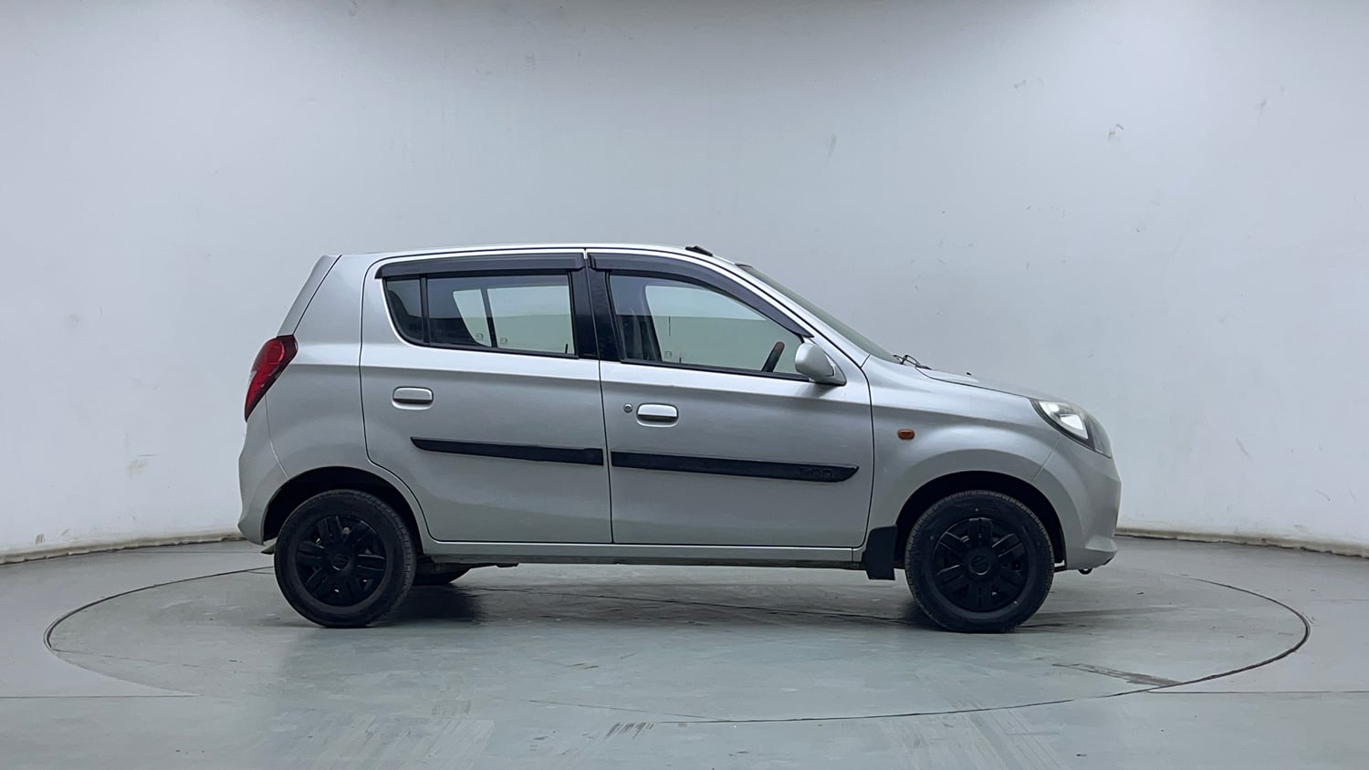 Used 2015 Maruti Suzuki Alto 800 LXi Anniversary Edition Petrol Manual exterior RIGHT SIDE VIEW