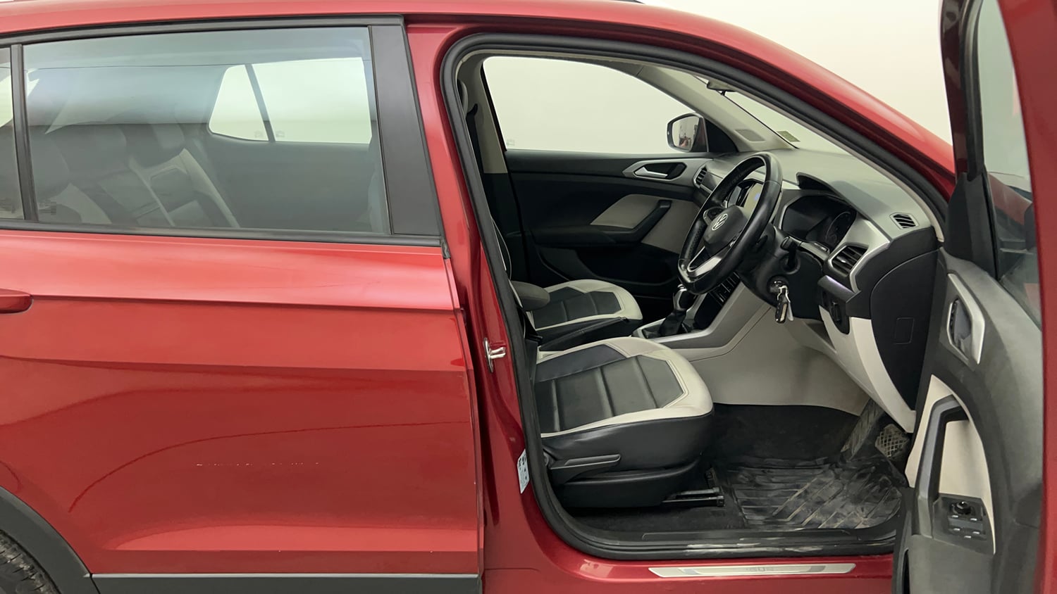Used 2022 Volkswagen Taigun Highline 1.0 TSI AT Petrol Automatic interior RIGHT SIDE FRONT DOOR CABIN VIEW
