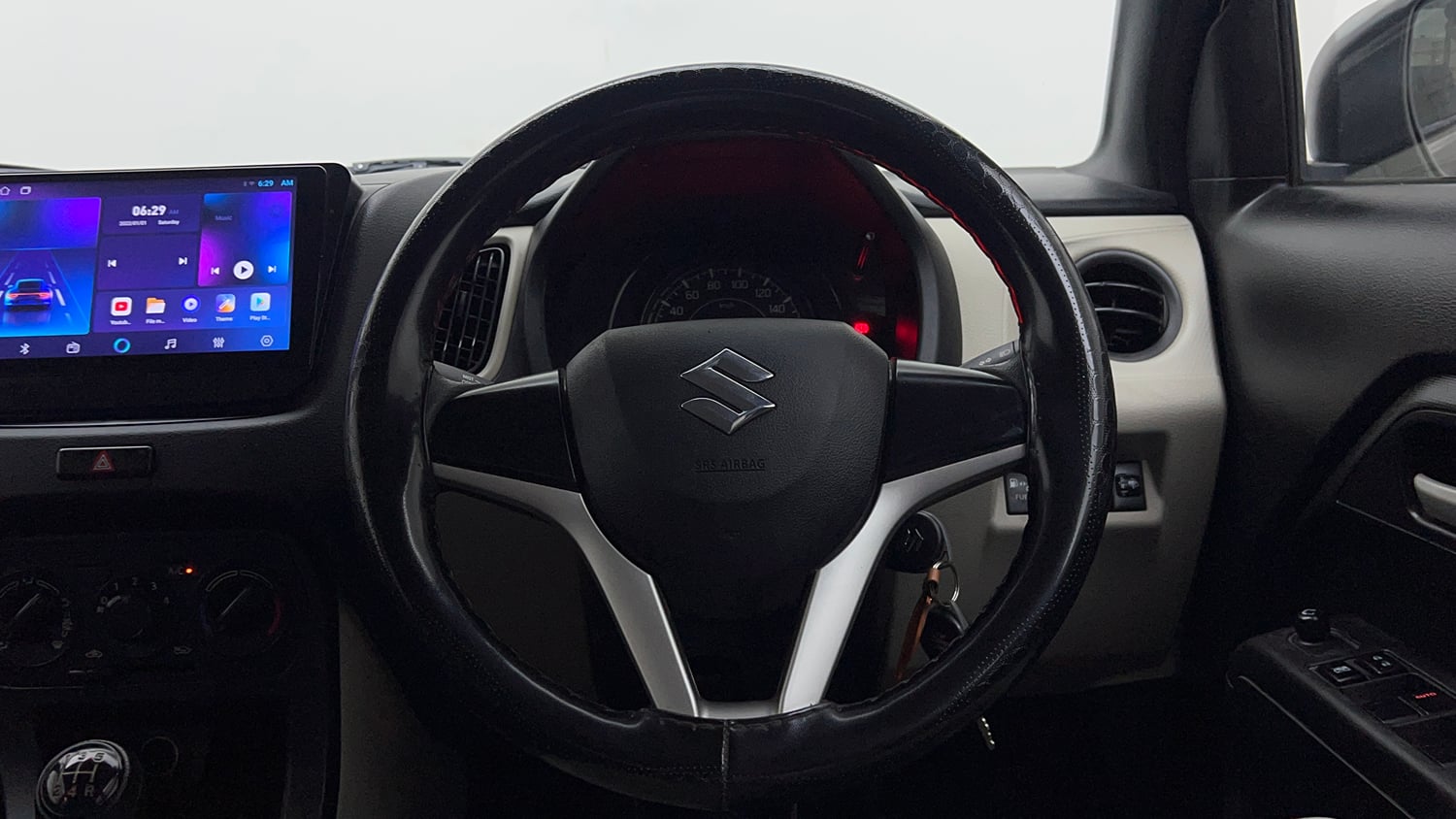 Used 2024 Maruti Suzuki Wagon R VXI 1.0 CNG Cng Manual interior STEERING VIEW
