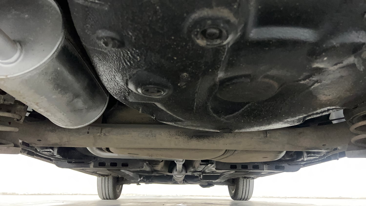 Used 2016 Volkswagen Ameo Highline1.2L (P) Petrol Manual extra REAR UNDERBODY VIEW (TAKEN FROM REAR)