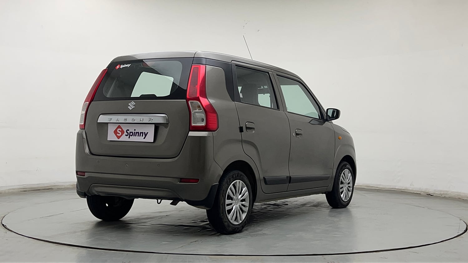 Used 2024 Maruti Suzuki Wagon R VXI 1.0 CNG Cng Manual exterior RIGHT REAR CORNER VIEW
