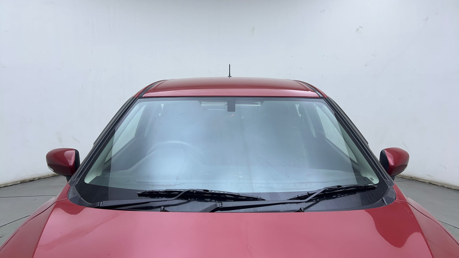 Used 2021 Maruti Suzuki Baleno Zeta Petrol Manual exterior FRONT WINDSHIELD VIEW