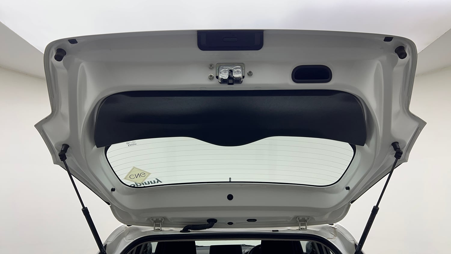 Used 2025 Maruti Suzuki Swift VXi CNG Cng Manual interior DICKY DOOR OPEN VIEW