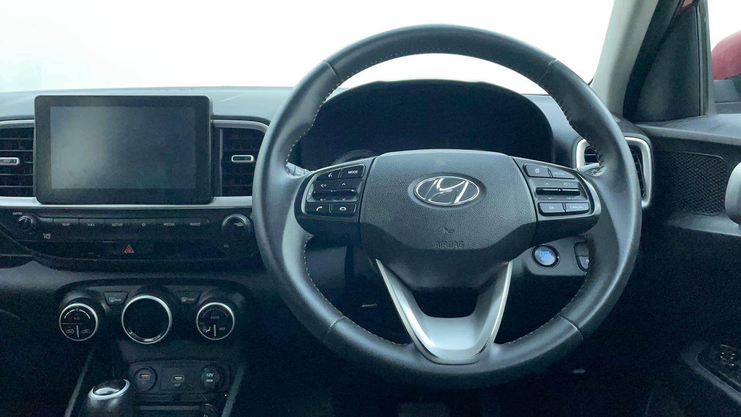 Used 2019 Hyundai Venue SX Plus 1.0 Turbo DCT Petrol Automatic interior STEERING VIEW