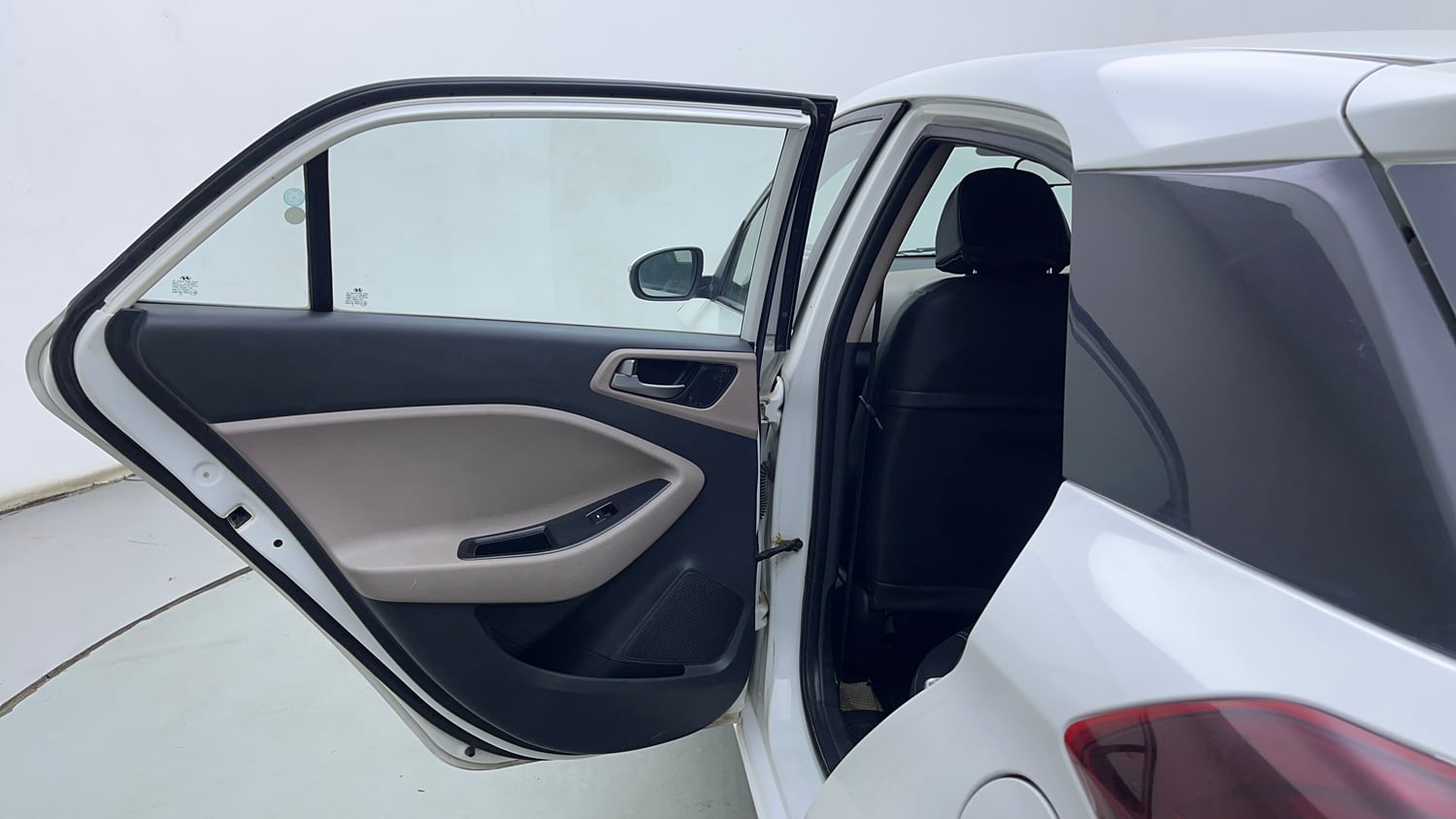 Used 2018 Hyundai Elite i20 Asta 1.2 AT Petrol Automatic interior LEFT REAR DOOR OPEN VIEW
