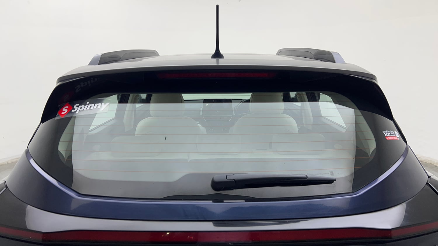 Used 2024 Mahindra XUV 3XO AX7L 1.2 Petrol AT Petrol Automatic exterior BACK WINDSHIELD VIEW