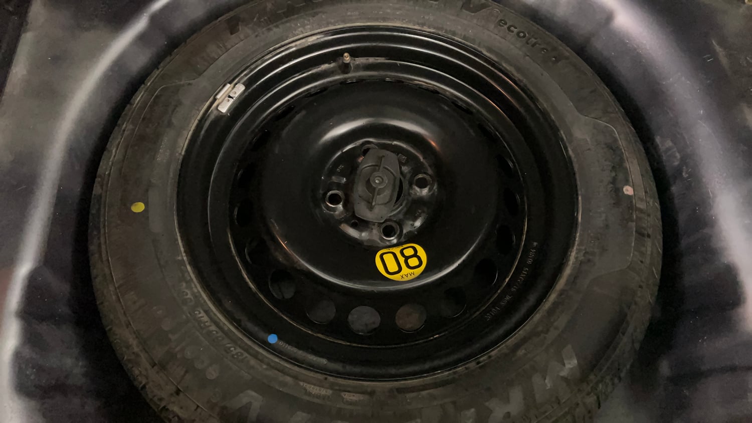 Used 2020 Maruti Suzuki Baleno Zeta Petrol Manual tyres SPARE TYRE VIEW