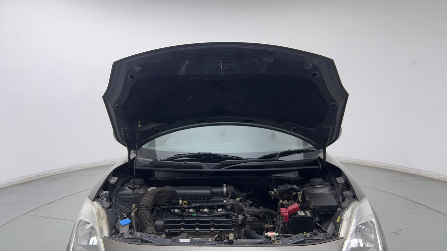 Used 2018 Maruti Suzuki Swift VXi Petrol Manual engine ENGINE & BONNET OPEN FRONT VIEW