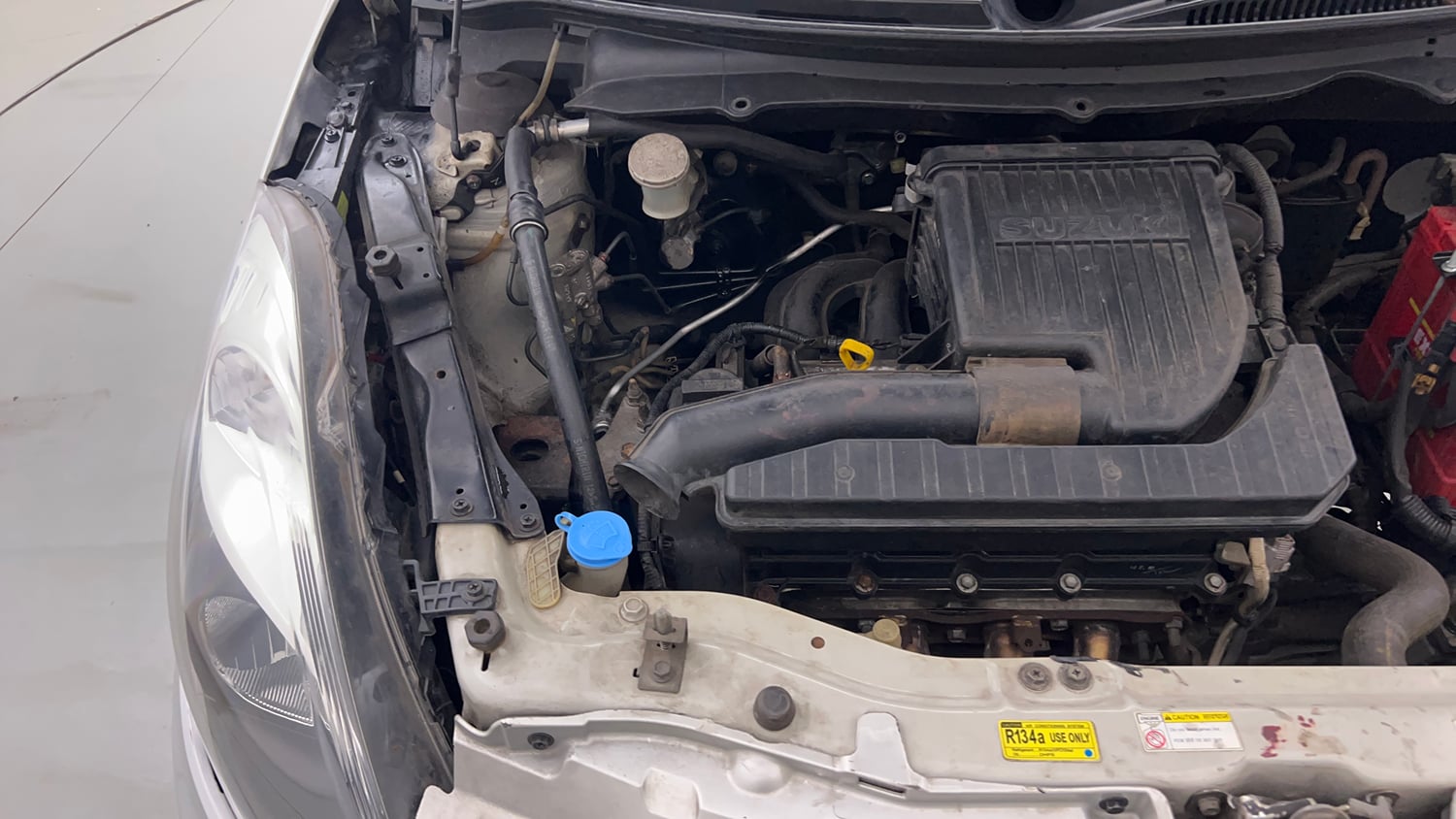 Used 2016 Maruti Suzuki Swift Dzire VXI Petrol Manual engine ENGINE RIGHT SIDE VIEW