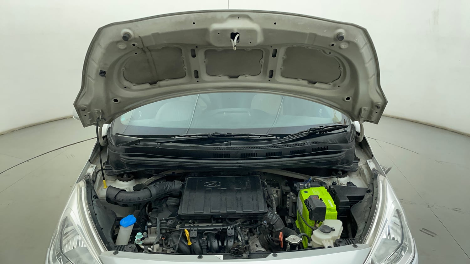 Used 2018 Hyundai Grand i10 Sportz AT 1.2 Kappa VTVT Petrol Automatic engine ENGINE & BONNET OPEN FRONT VIEW