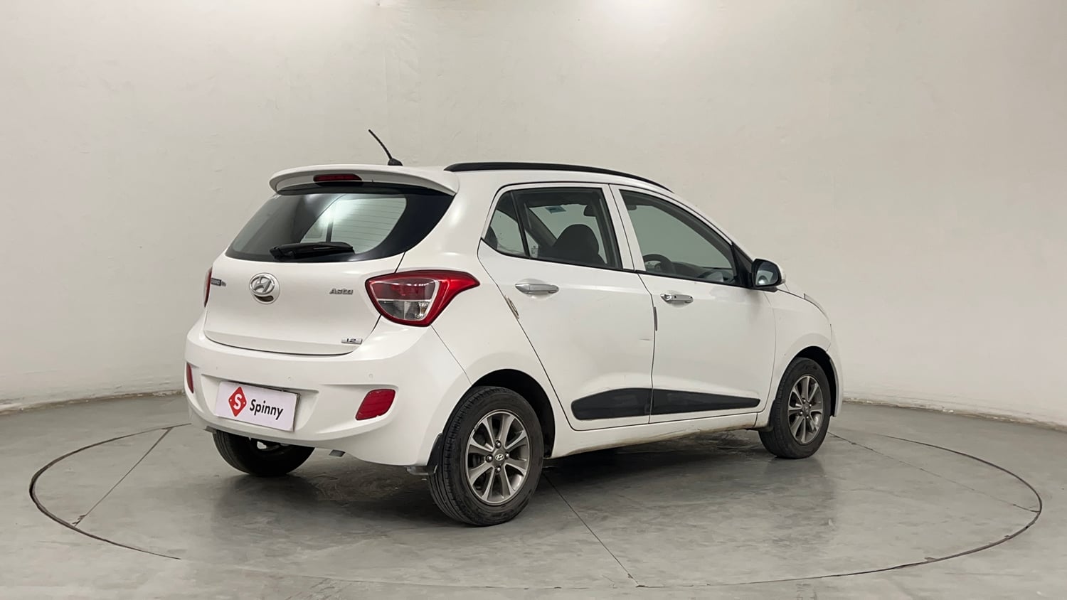 Used 2014 Hyundai Grand i10 Asta 1.2 Kappa VTVT (O) Petrol Manual exterior RIGHT REAR CORNER VIEW