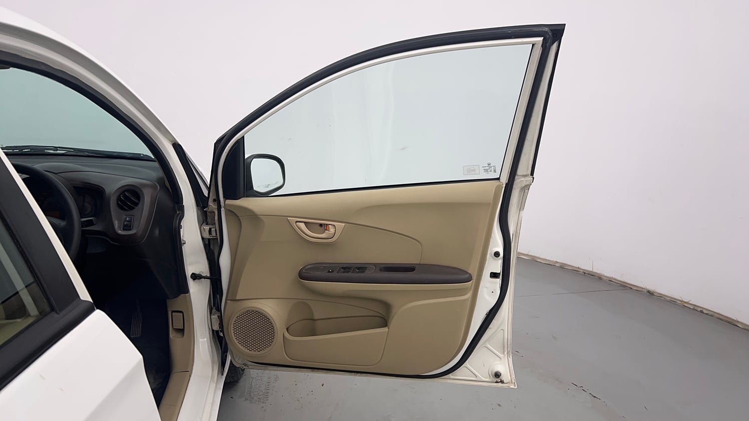 Used 2013 Honda Amaze 1.2 EX i-VTEC Petrol Manual interior RIGHT FRONT DOOR OPEN VIEW