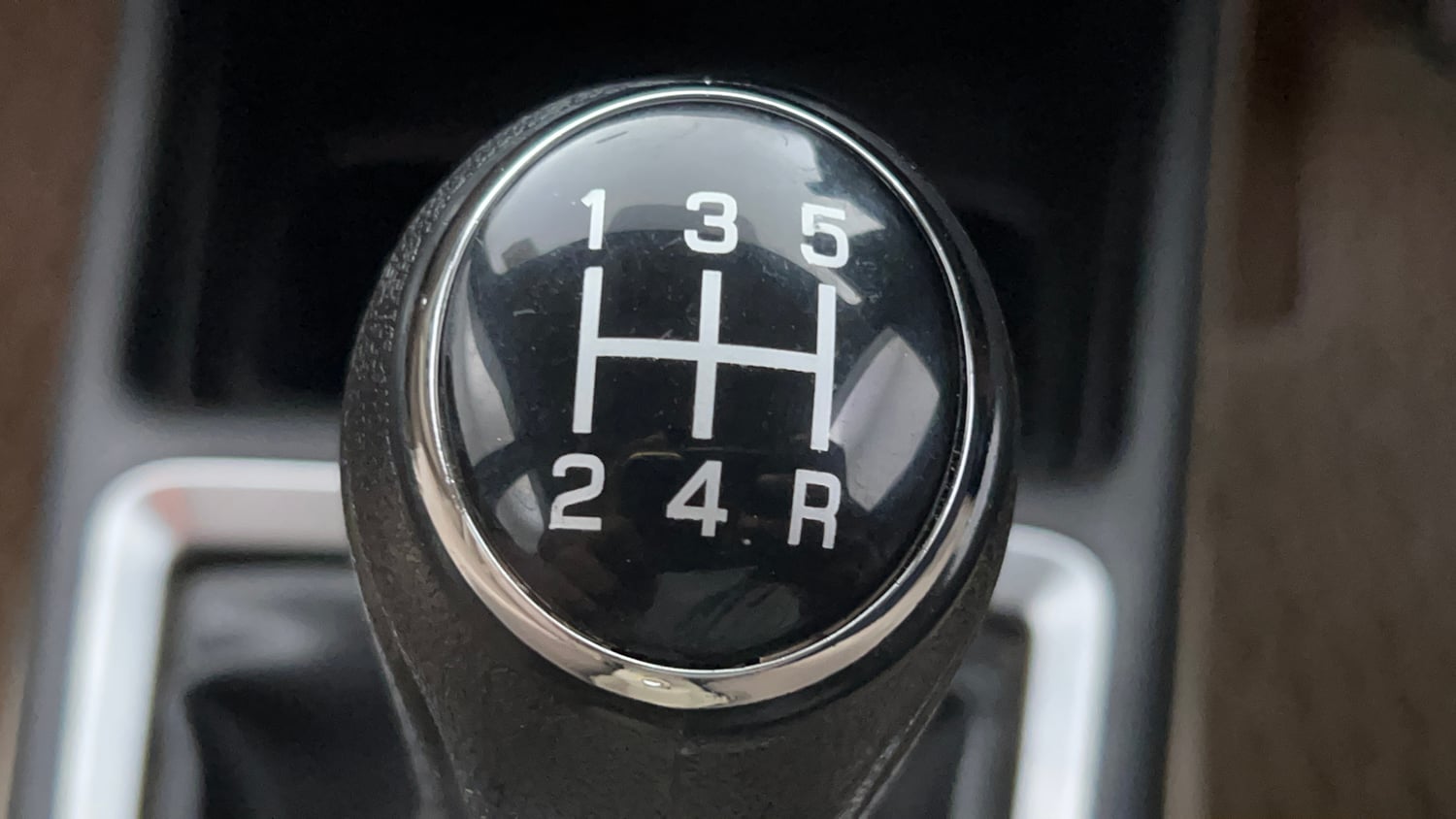 Used 2019 Maruti Suzuki Dzire VDi Diesel Manual interior GEAR  KNOB VIEW