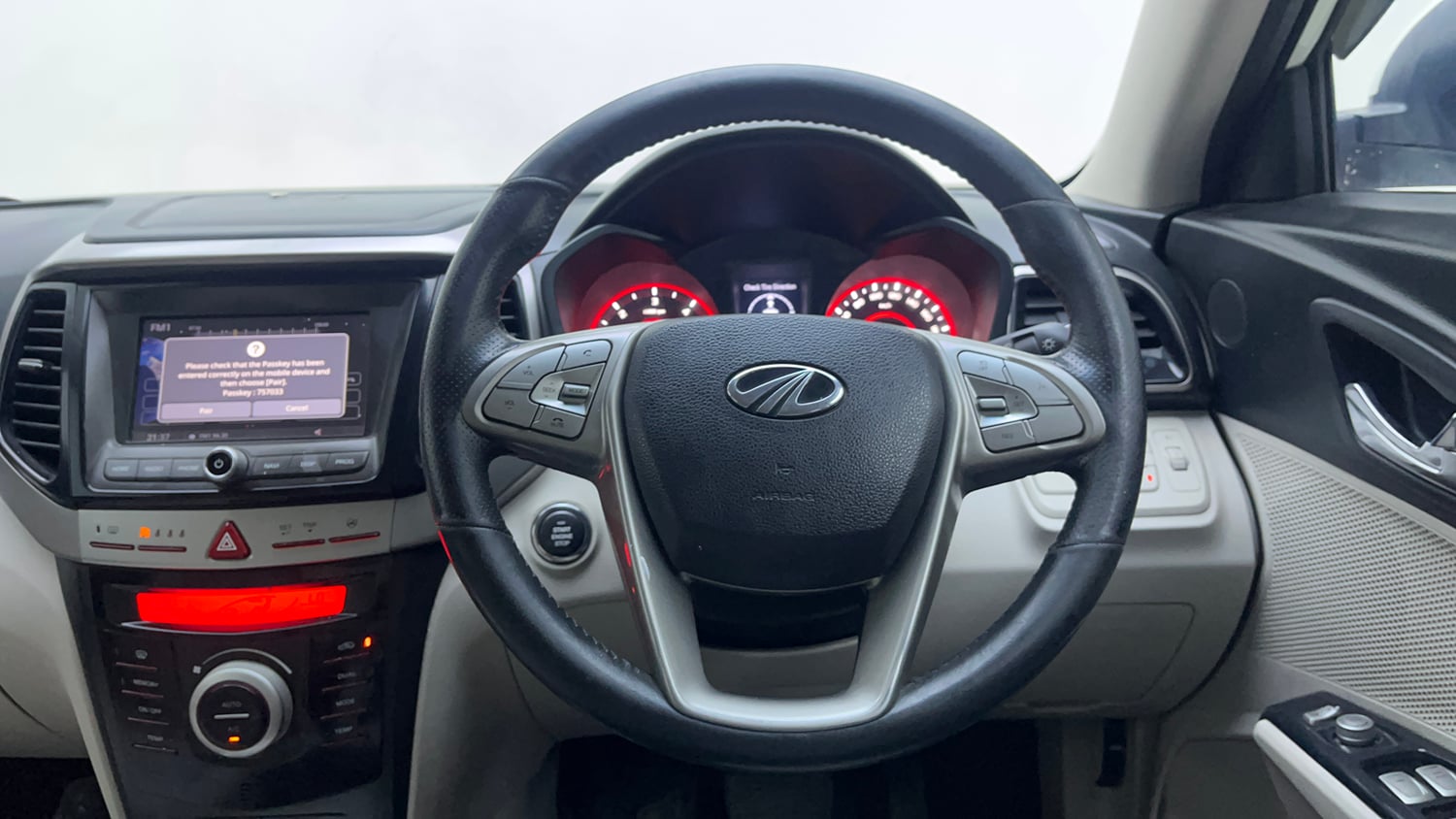 Used 2021 Mahindra XUV 300 W8 (O) 1.5 Diesel AMT Diesel Automatic interior STEERING VIEW