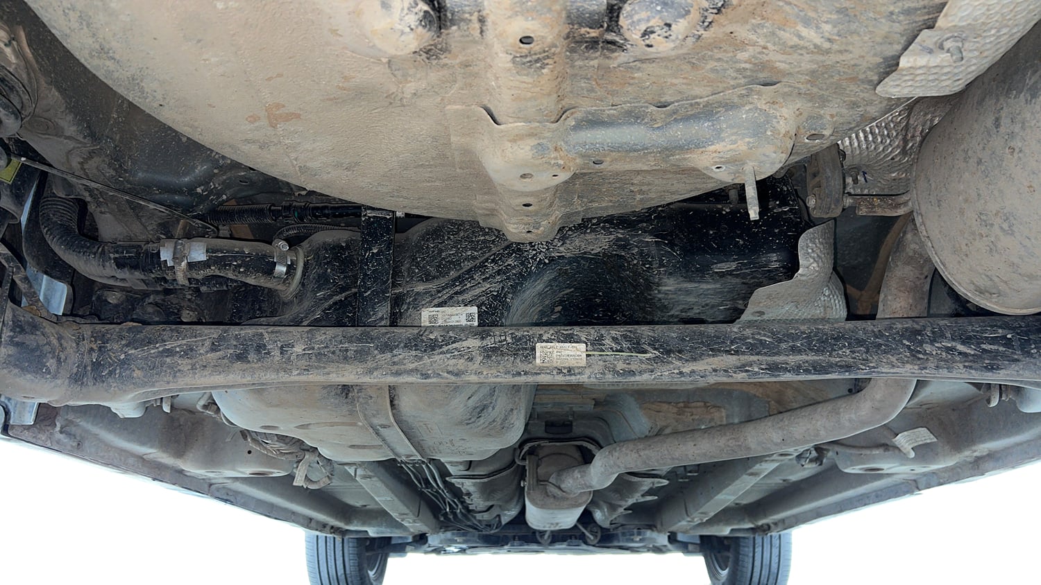 Used 2024 Mahindra XUV 3XO AX7L 1.2 Petrol AT Petrol Automatic extra REAR UNDERBODY VIEW (TAKEN FROM REAR)