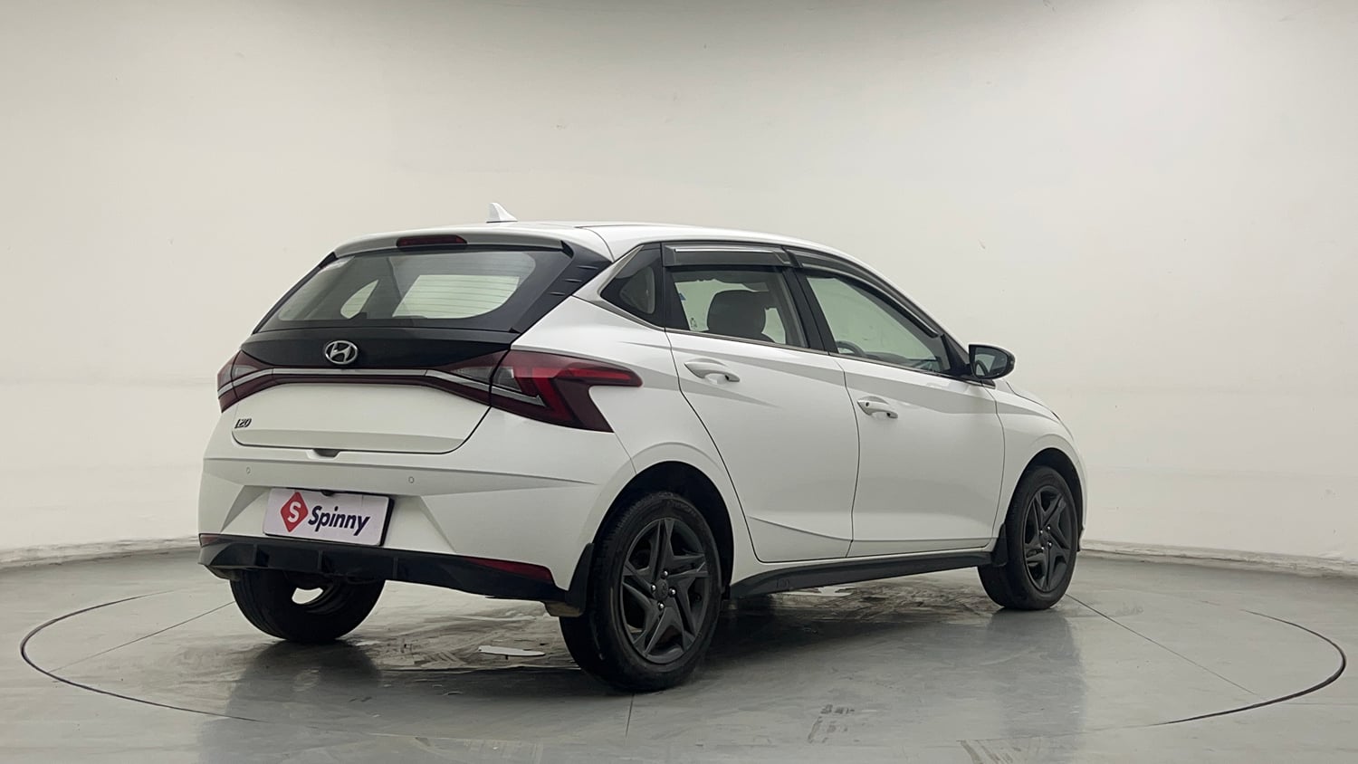 Used 2021 Hyundai i20 Sportz 1.2 MT Petrol Manual exterior RIGHT REAR CORNER VIEW