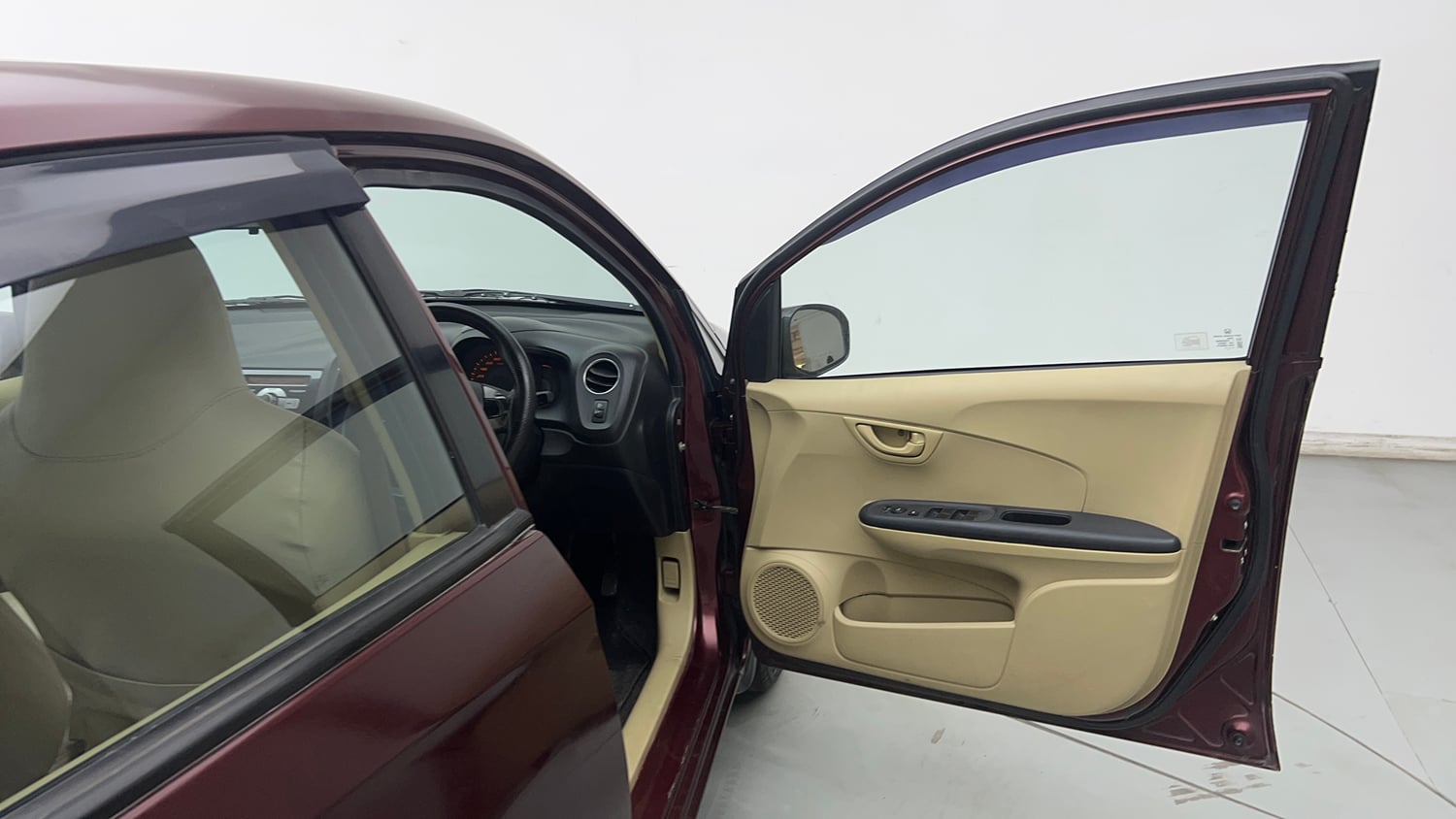 Used 2014 Honda Amaze 1.2 S i-VTEC Petrol Manual interior RIGHT FRONT DOOR OPEN VIEW